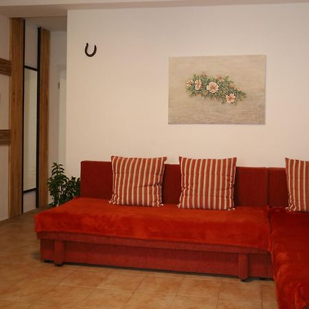 Apartment Norma โบเว็ก ภายนอก รูปภาพ