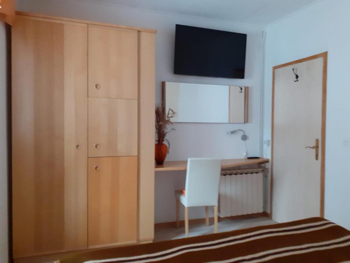 Apartment Norma โบเว็ก ภายนอก รูปภาพ